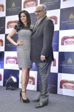 Sridevi, Boney Kapoor at Aamby Valley Broadway Delights launch in Sahara Star, Mumbai on 6th Feb 2013 (7).JPG